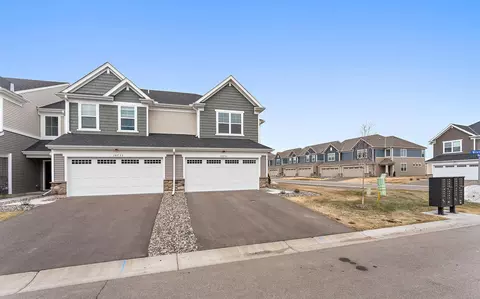 10731 Wiles Way, Woodbury, MN 55129