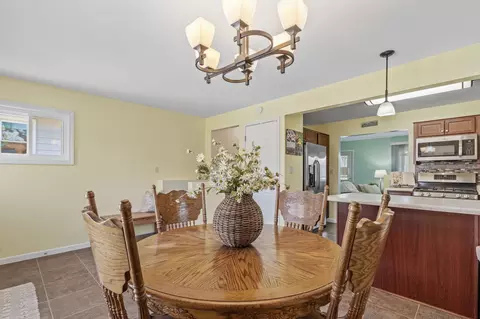 Dining - 2139 4th St E, Saint Paul, MN 55119 photo 2 of 3