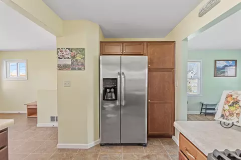 Kitchen - 2139 4th St E, Saint Paul, MN 55119 photo 6 of 6