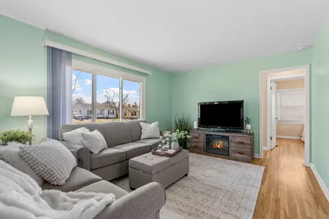 Living - 2139 4th St E, Saint Paul, MN 55119 photo 1 of 2