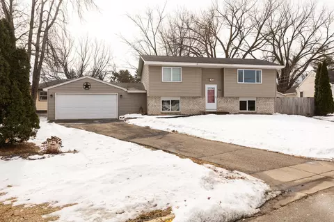 Exterior - 7998 E River Rd, Fridley, MN 55432 photo 2 of 8