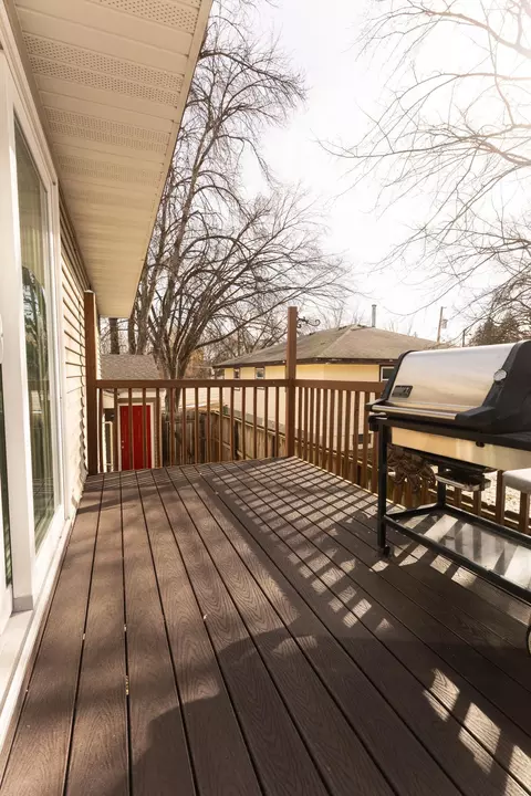 Exterior - 7998 E River Rd, Fridley, MN 55432 photo 6 of 8