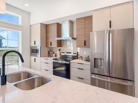 Kitchen - 1509 Ellis Ave, Marshall, MN 56258 photo 4 of 6