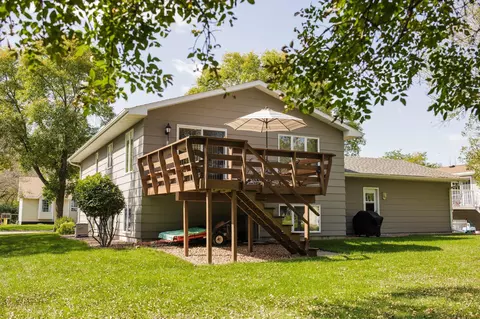 Exterior - 5 Westview Dr, Morris, MN 56267 photo 8 of 12