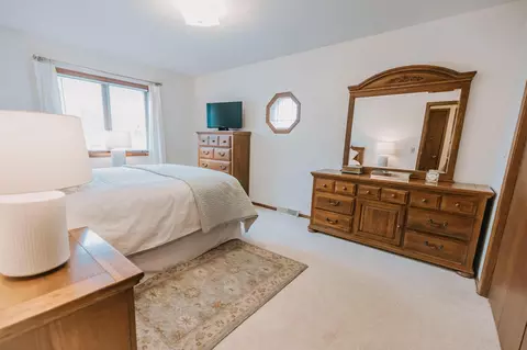 Bedroom - 5 Westview Dr, Morris, MN 56267 photo 4 of 11