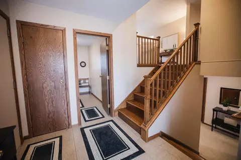 Entry Way - 5 Westview Dr, Morris, MN 56267 photo 1 of 10