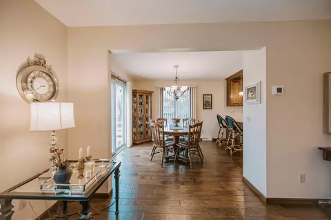 Entry Way - 5 Westview Dr, Morris, MN 56267 photo 4 of 10