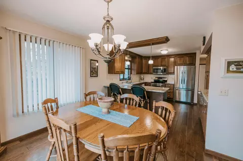 Dining - 5 Westview Dr, Morris, MN 56267 photo 2 of 4