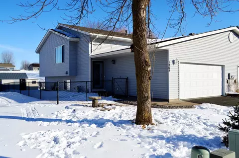 1465 Mcintosh Cir, Shakopee, MN 55379