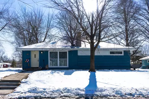 2201 54th Ave N, Brooklyn Center, MN 55430
