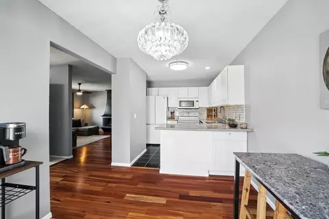 3470 Greenwood Ct S, Eagan, MN 55122