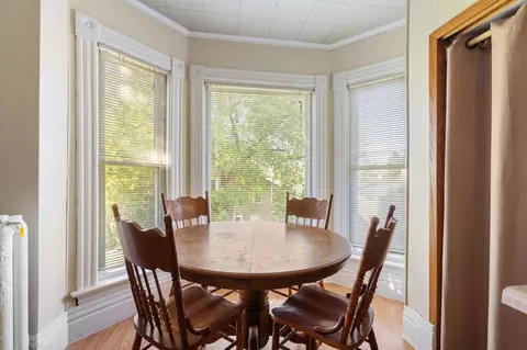 Dining - 1211 E 1st St, Duluth, MN 55805 photo 2 of 2