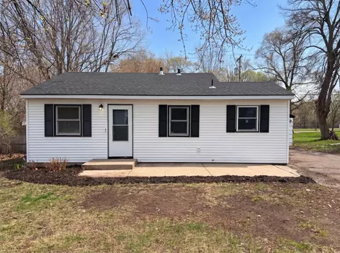 6907 52nd Ave N, Crystal, MN 55428