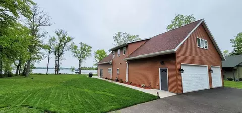 34961 Quest Rd, Hillman, MN 56338