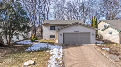 10520 Unity St NW, Coon Rapids, MN 55433