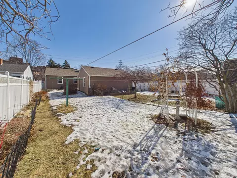 Exterior - 1401 7th Ave N, Saint Cloud, MN 56303 photo 5 of 8