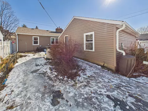 Exterior - 1401 7th Ave N, Saint Cloud, MN 56303 photo 8 of 8