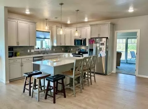 Kitchen - 102 E Memory Ln, Tyler, MN 56178 photo 3 of 3