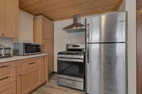 Kitchen - 31574 Lowry Cir, Cushing, MN 56443 photo 2 of 5
