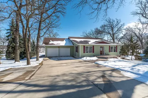 27757 Oak Point Rd, Elbow Lake, MN 56531