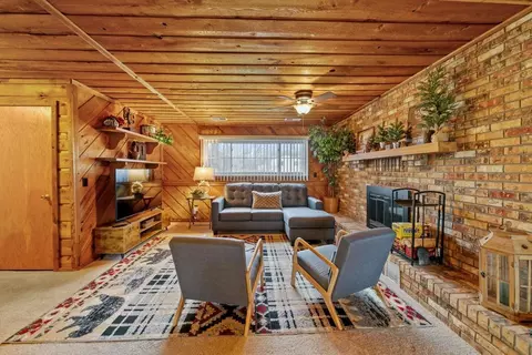 Living - 4614 Beacon Hill Rd, Eagan, MN 55122 photo 9 of 9