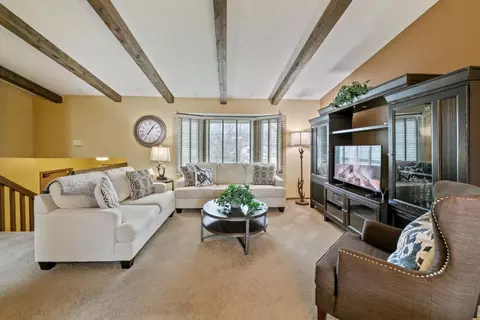 Living - 4614 Beacon Hill Rd, Eagan, MN 55122 photo 2 of 9