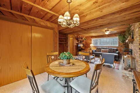 Dining - 4614 Beacon Hill Rd, Eagan, MN 55122 photo 7 of 7