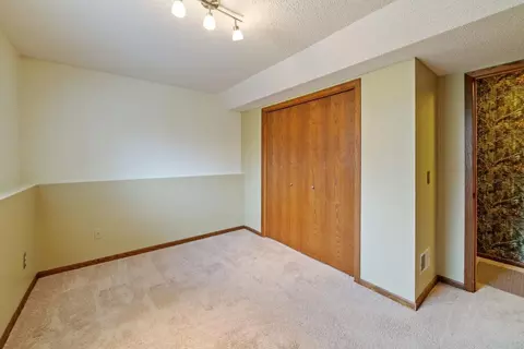 Bedroom - 4614 Beacon Hill Rd, Eagan, MN 55122 photo 9 of 10