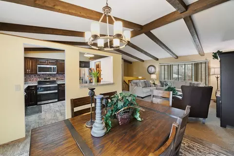 Dining - 4614 Beacon Hill Rd, Eagan, MN 55122 photo 4 of 7