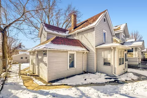 748 Case Ave E, Saint Paul, MN 55106