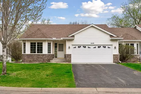 1648 Cohansey St, Saint Paul, MN 55117