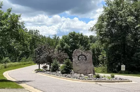 6635 Captains Dr NW, Sauk Rapids, MN 56379