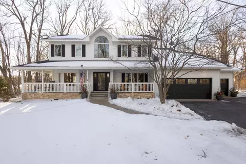 1111 S Shore Dr, Detroit Lakes, MN 56501