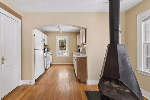 Entry Way - 147 1st St, Excelsior, MN 55331 photo 1 of 3