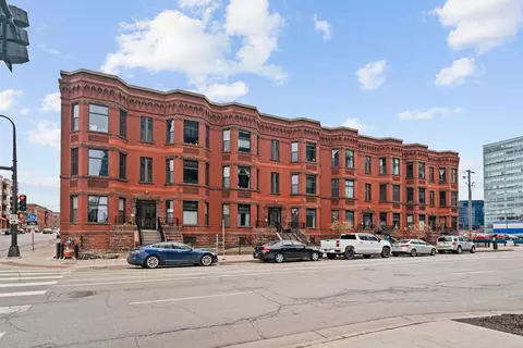 523 S 9th St #6, Minneapolis, MN 55404