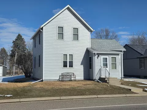 Exterior - 507 Main St E, Freeport, MN 56331 photo 2 of 3