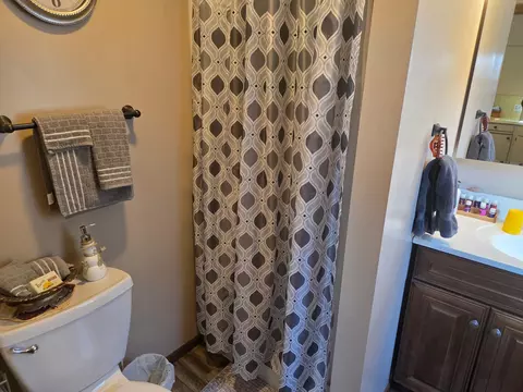 Bath - 507 Main St E, Freeport, MN 56331 photo 1 of 2