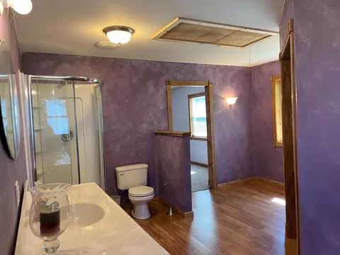 Bath - 316 Buckwheat Ave, Windom, MN 56101 photo 1 of 3
