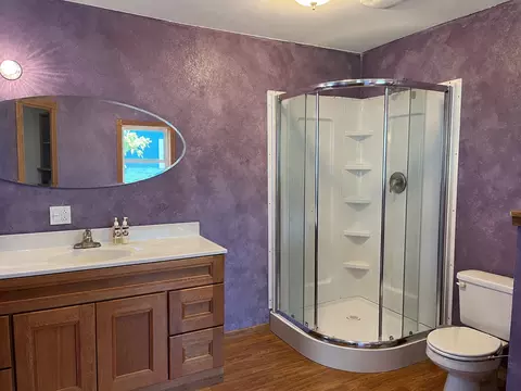 Bath - 316 Buckwheat Ave, Windom, MN 56101 photo 2 of 3