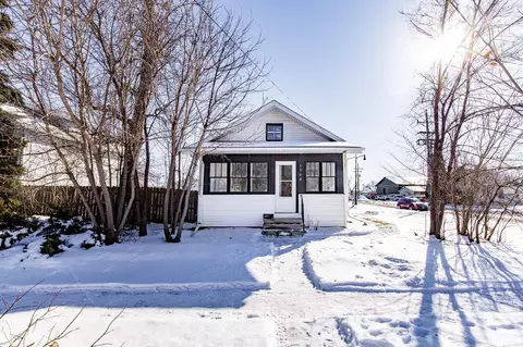 1548 3rd Ave N, Fargo, ND 58102