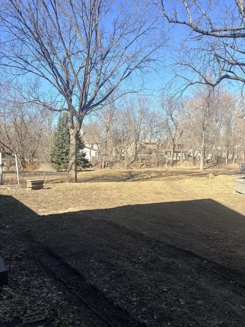Exterior - 407 N 3rd St, Marshall, MN 56258 photo 1 of 2