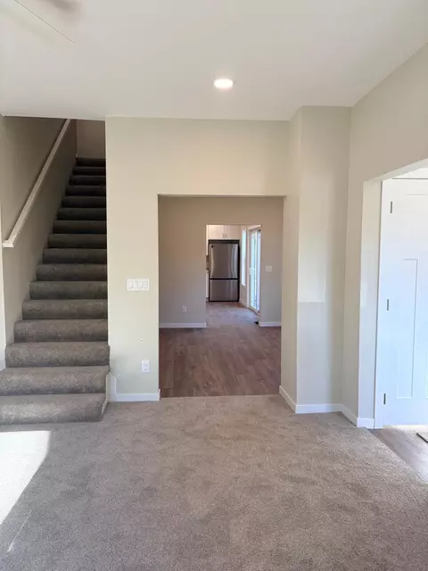 Entry Way - 407 N 3rd St, Marshall, MN 56258 photo 1 of 1