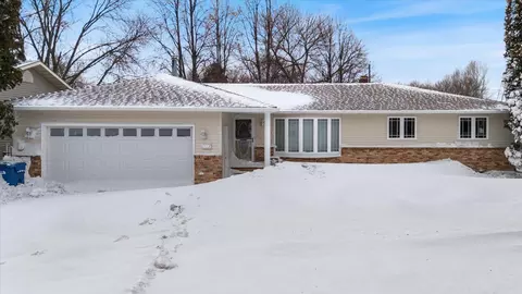 606 NE 3 St NE, Dilworth, MN 56529