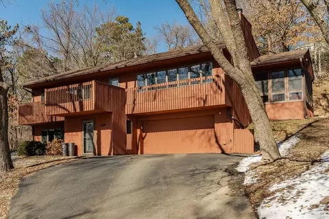 849 Sierra Ln NE, Rochester, MN 55906