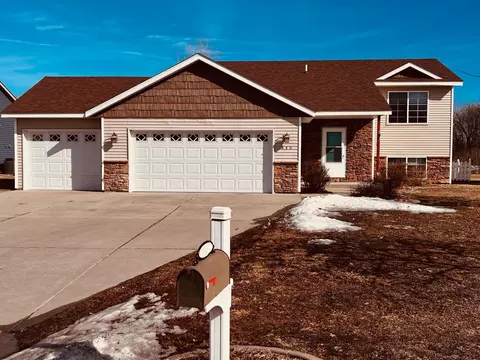 440 22nd Ave N, Sartell, MN 56377