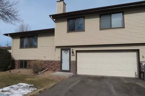 8761 N Maplebrook Cir, Brooklyn Park, MN 55445