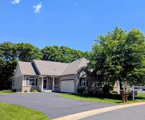 4854 384th Trl, North Branch, MN 55056