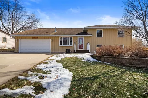 8251 Ingleside Ave S, Cottage Grove, MN 55016