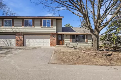 1811 Knox Dr, Burnsville, MN 55337