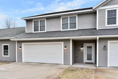 3525 W 7th St #B, Winona, MN 55987